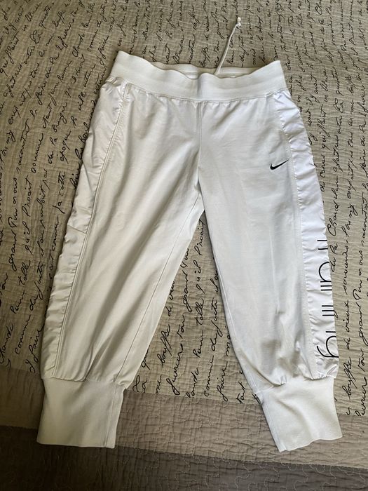 Spodenki nike.