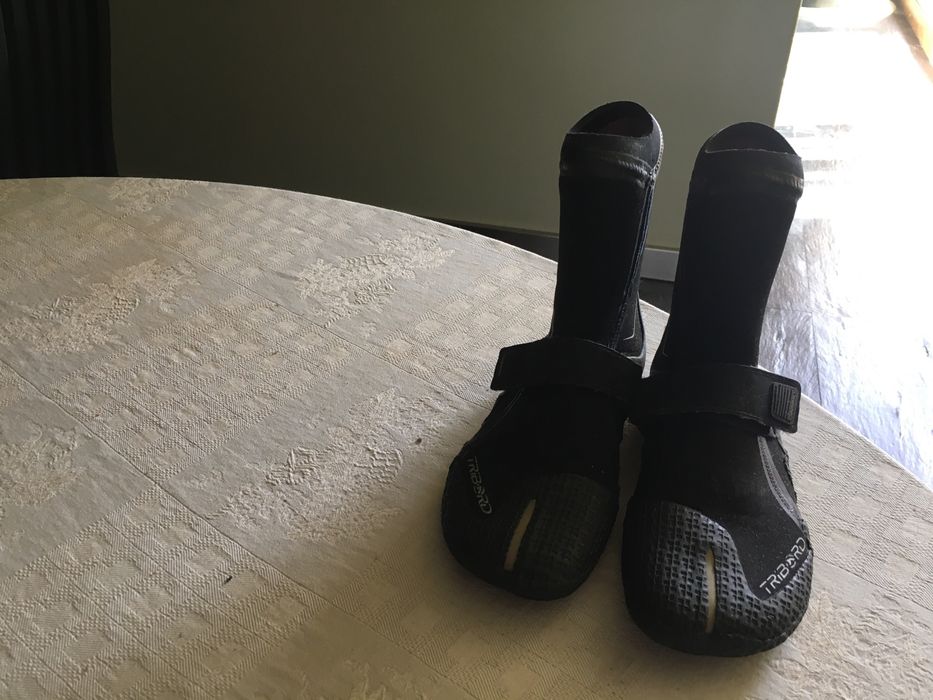 Calçado surf tamanho 37 / 38