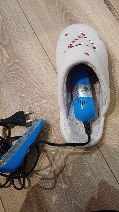 Podgrzewacz osuszacz do butów kapci rękawic bokserskich