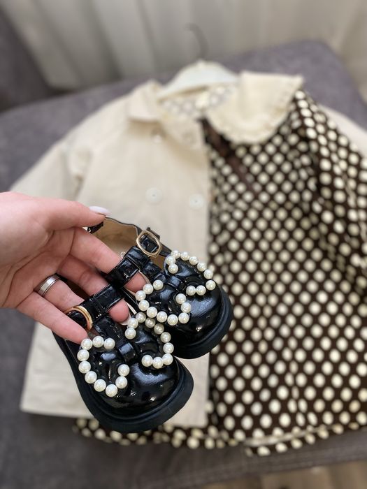 Набір доя дівчинки тренч сукня та туфельки