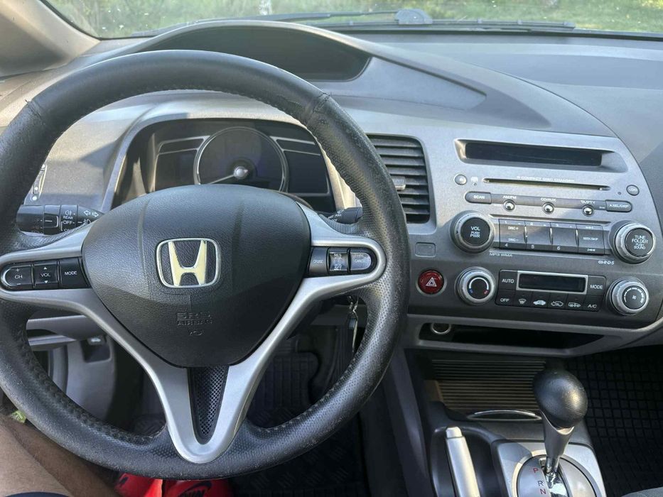 Honda Civic Sedan 1.3 z gazem Hybryda Automat Taxi