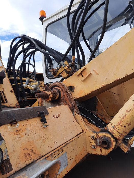 Екскаватор гідравлічний лібхер 902