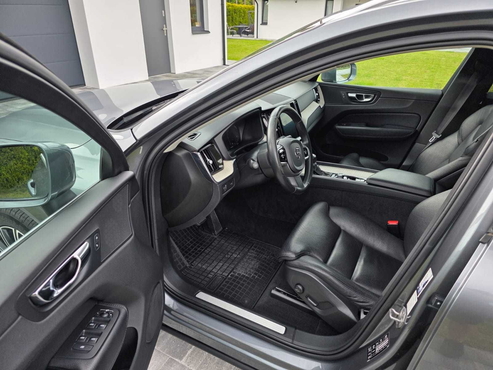 Volvo XC60 2019R 190KM D4 Geartronic Inscription Automat zareje.PL