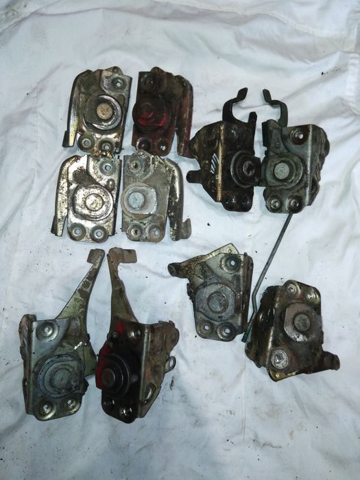 Замки дверей ВАЗ 2101,2102,2103,2104,2105,2106,2107