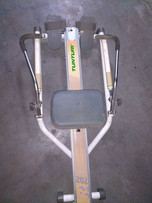 Wioślarz, Ergometr wioślarski TUNTURI