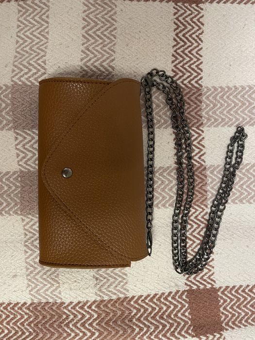 Сумка-гаманець з ланцюжком