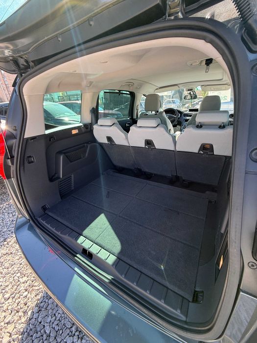 Продам Peugeot 5008 2010 рік можлива розстрочка,кредит,обмін!