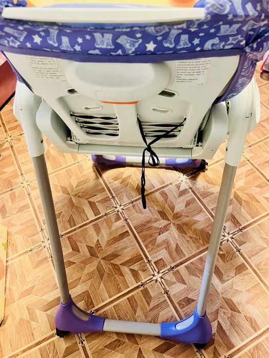 Дитячий стілець для годуванняя Chicco Polly