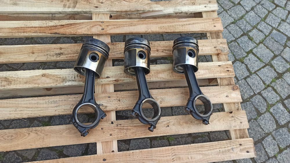 Korbowód Silnika Ursus C-385,902,904,912,914 Zetor 8011,8111,8045,8145