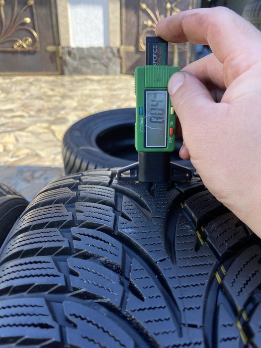 215/60/R16 Nokian WR D3