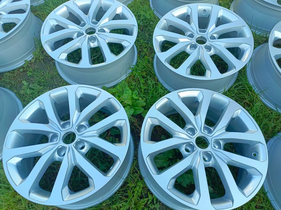 Nowe felgi aluminiowe Renault Dacia Nissan 5x114,3 7jx17 et40