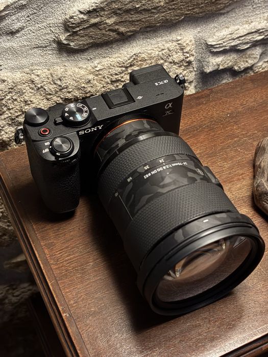 Sony a7C II (+kit lens +batteries)63825522926339124