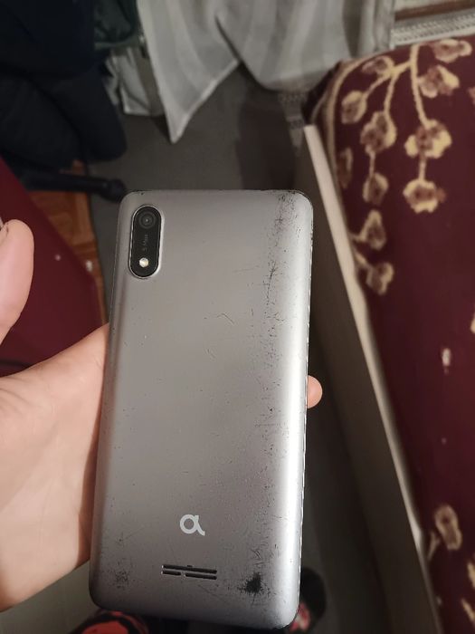 Vendo telefone Altice S33