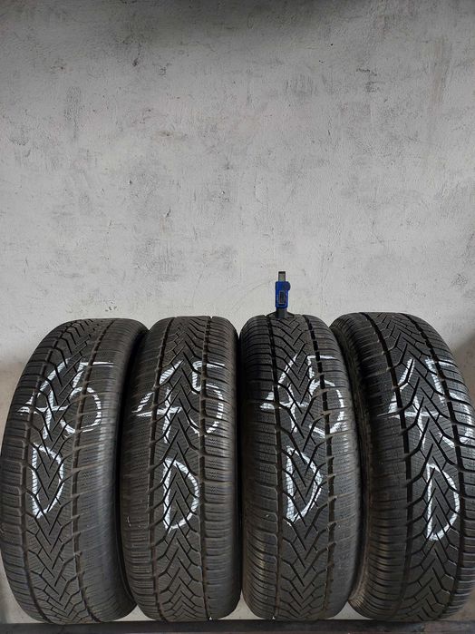 215/65/16 98H Semperit Speed-Grip 2 ZIMA 2X7,9 mm 2x7,2 mm
