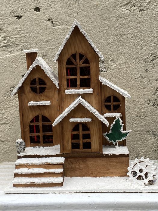 Casinhas de Natal em madeira, feitas à mão