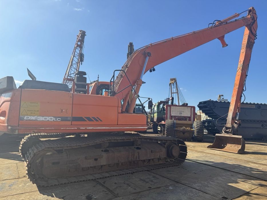 Екскаватор-Довгорукий (LONG REACH)