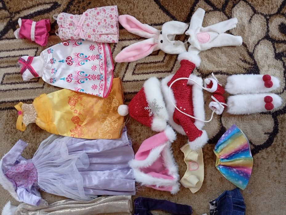 Одяг для ляльок Barbie і інших