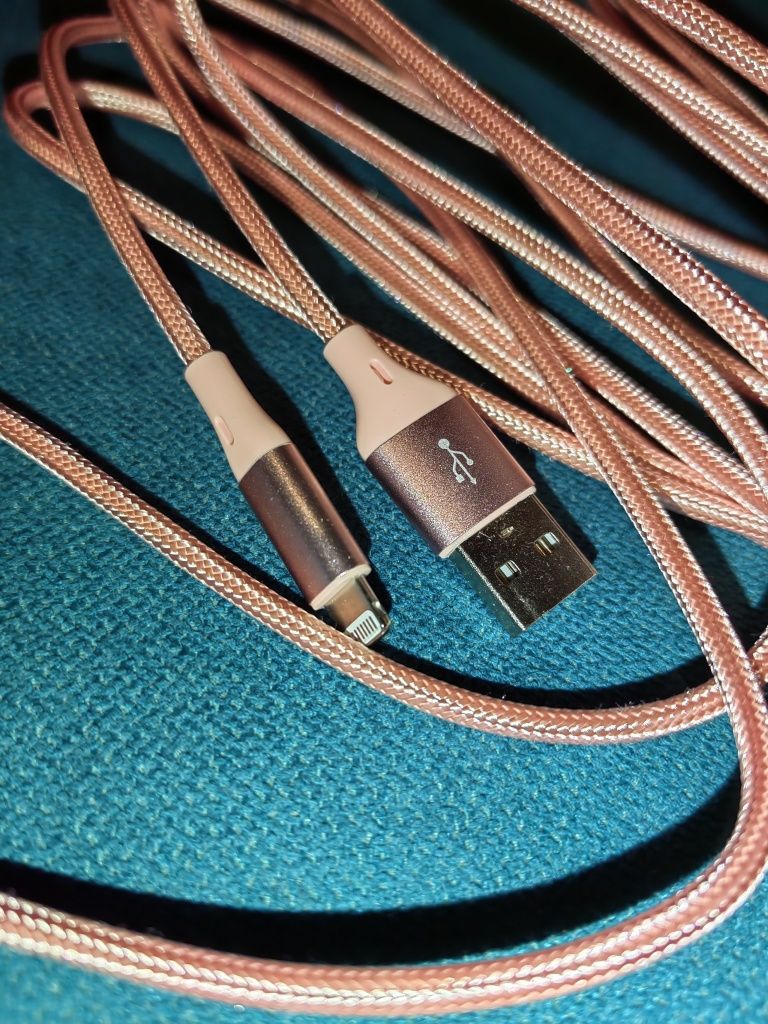 Kabel do ładowania przewód IPhone 3m pokryty materiałem  pleciony l