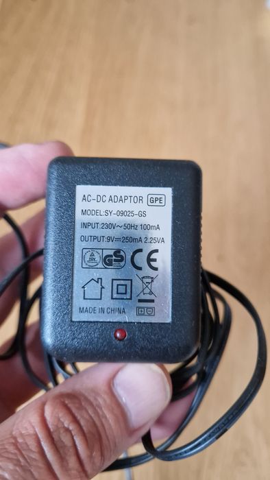 Ładowarka  modelarska oddam