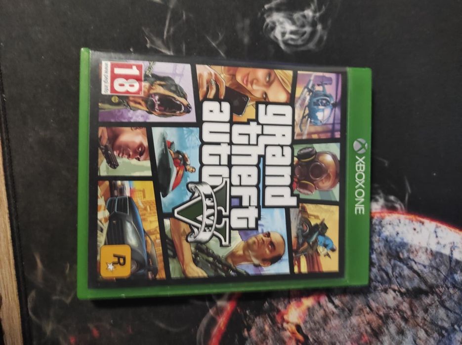Sprzedam grę na XBox One GTA5