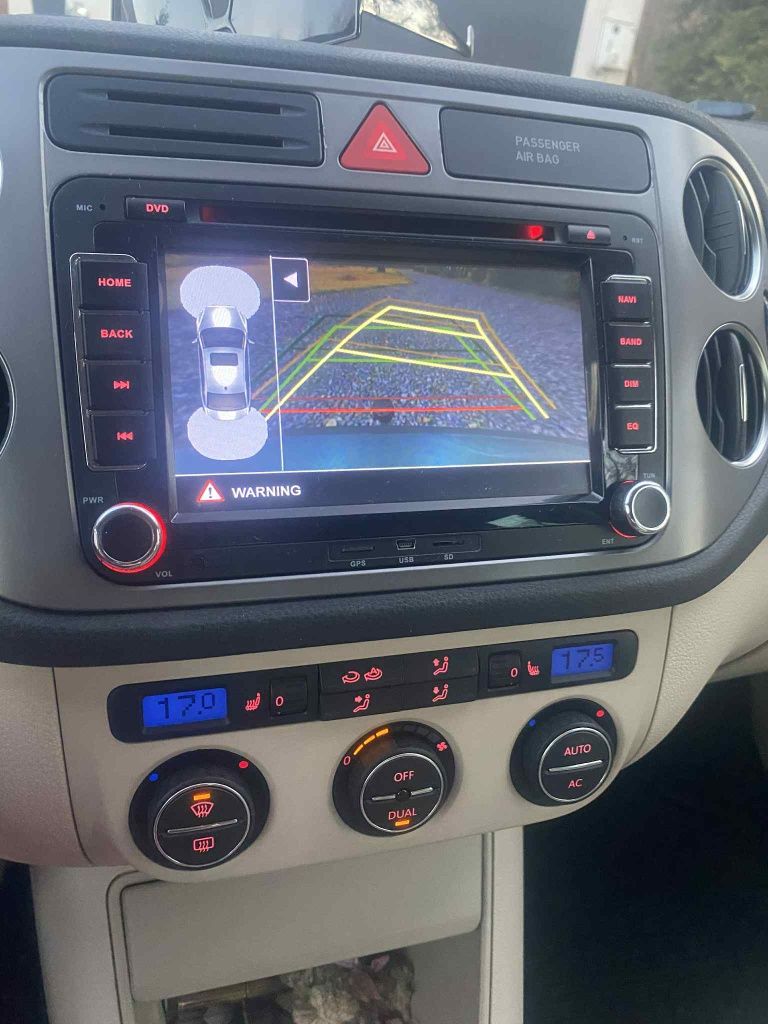 Volkswagen Tiguan 2.0 TDI 4x4 Navi, skóry