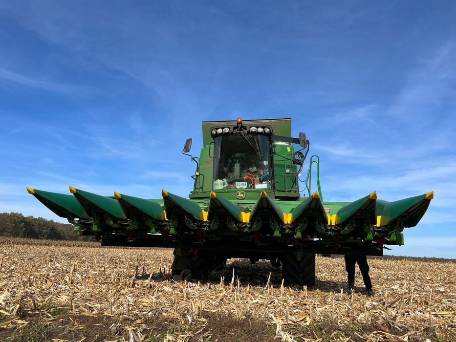 Жатка кукурузная Джон Дір 892 з сечкарем. Обмін