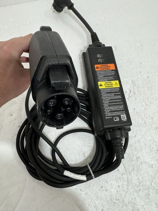 Зарядка Nissan leaf переробка та ремонт і інших зарядних пристроїв