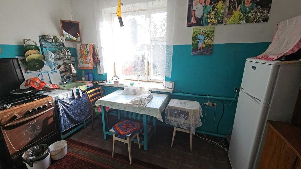 Капітальний цегляний будинок поруч з центром м. Баришівка Є ВІДЕООГЛЯД