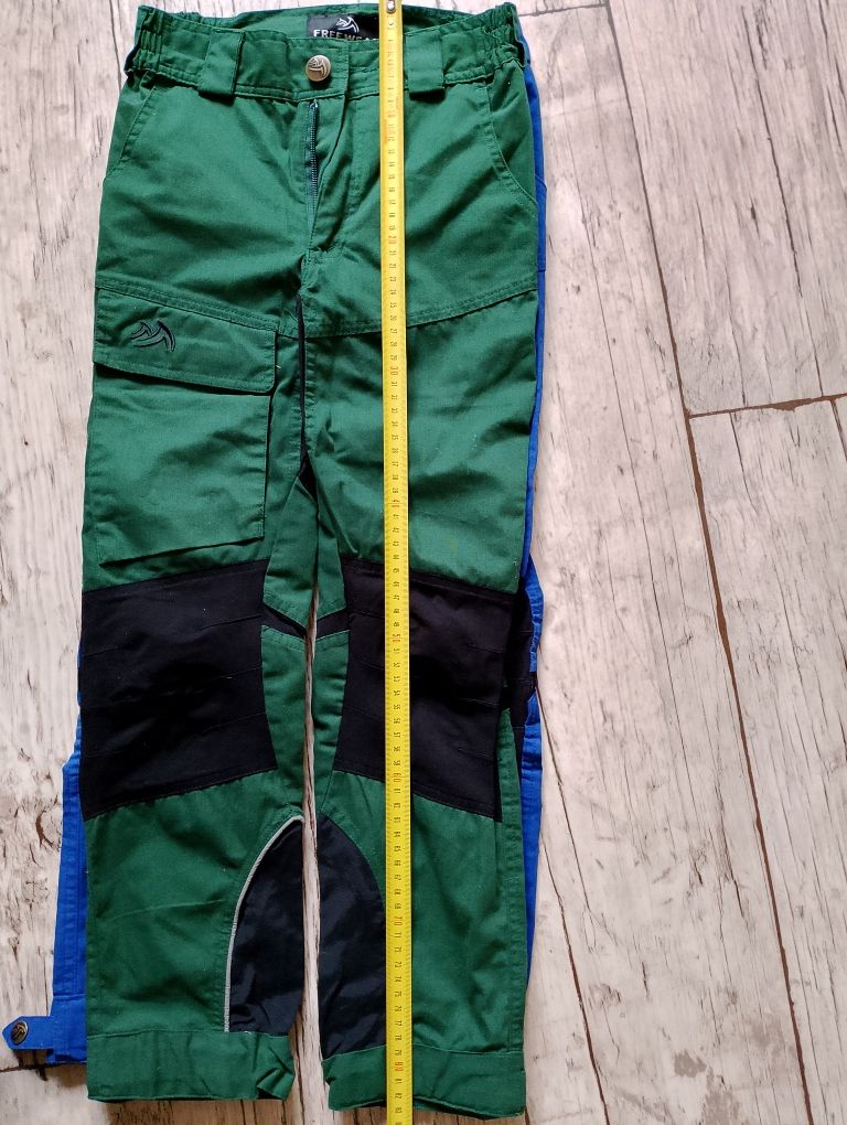 Niebieske spodnie trekkingowe r.135-140