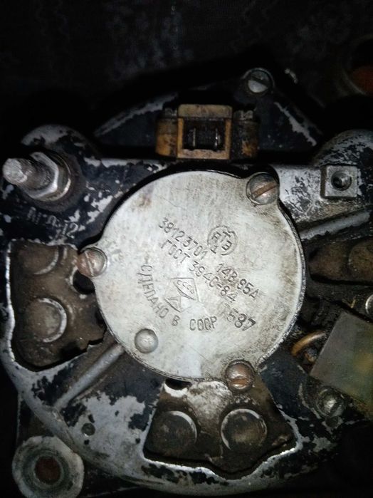 Гініратор зіл 130, 14V,95A.