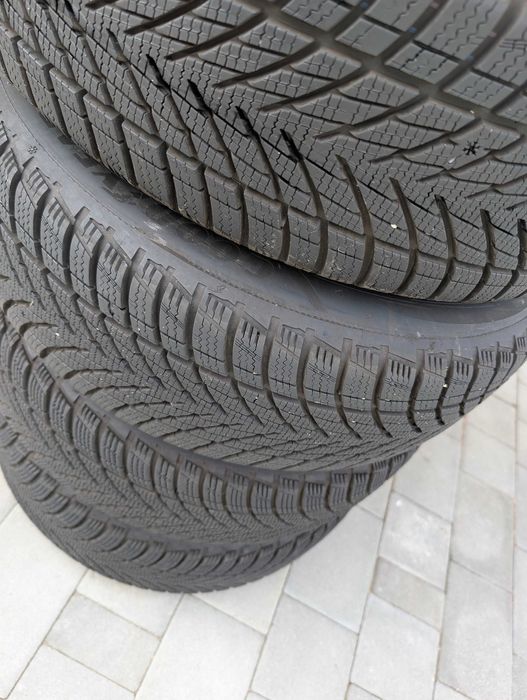 Opony zimowe Goodyear 205/55r16 2024r z felgami 5x114.3 TPMS Toyota