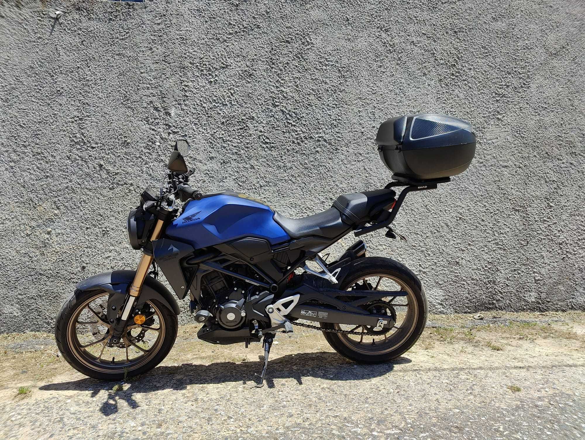 Honda CB300R (2019) EXTRAS