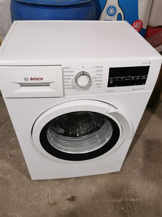 Пральна машина "Бош 6 Серія! "Вузька 40см!6кг! Стан супер!