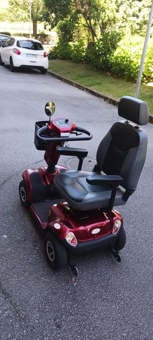 Moto para locomoção de idosos