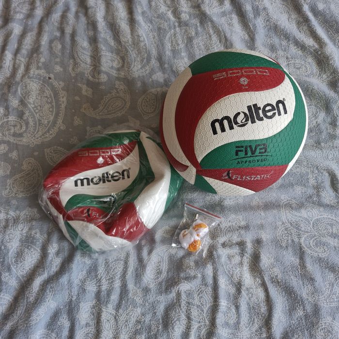 Sprzedam dwie nowe piłki do siatkówki Molten