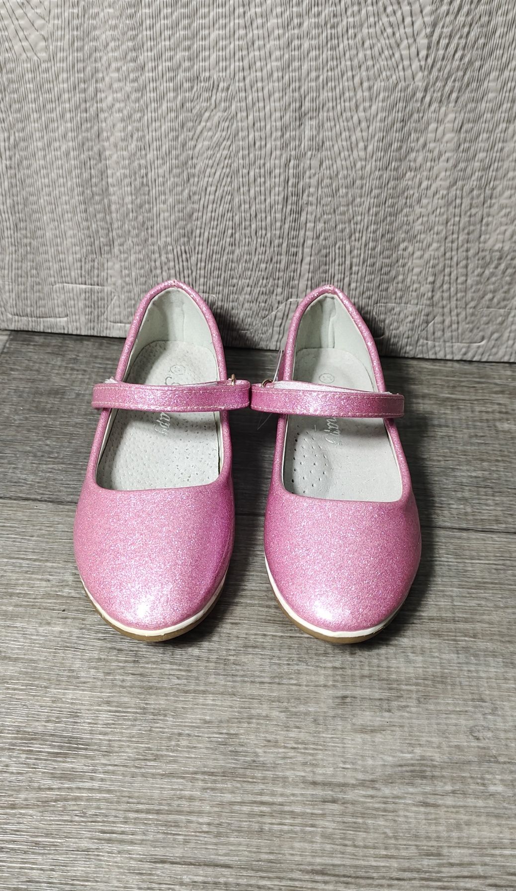 Детские розовые туфли блеск 26-31