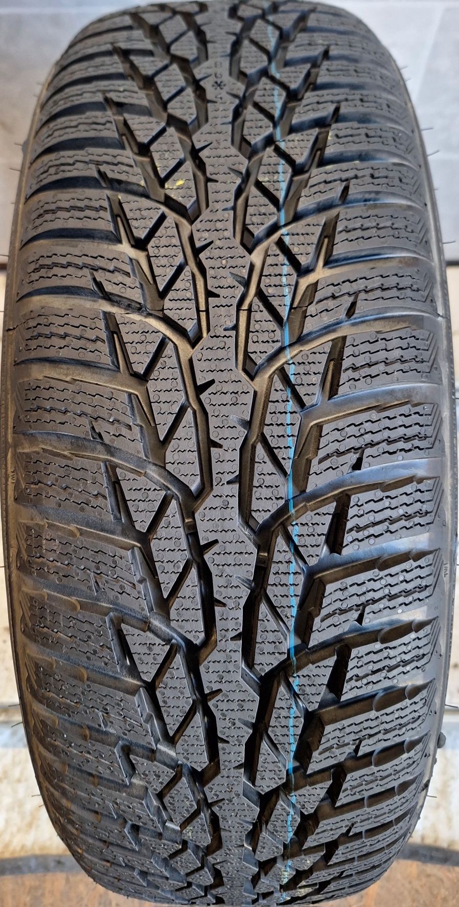 Opona Zimowa 16 Nokian WR D4 205/60R16 Pojedyńcza Nowa