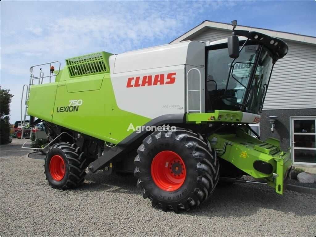 Claas LEXION 750