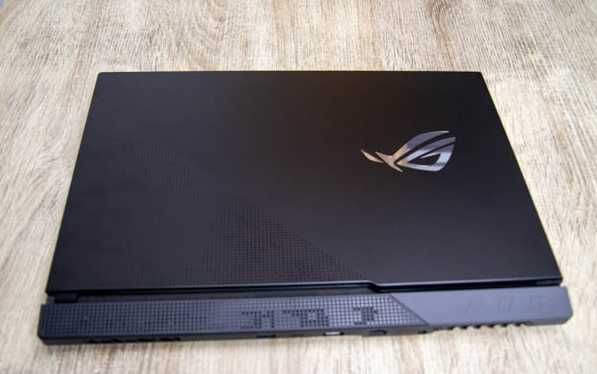 Portátil ASUS ROG Strix G15 (AMD Ryzen9 5900HX - NVIDIA GeForceRTX3070