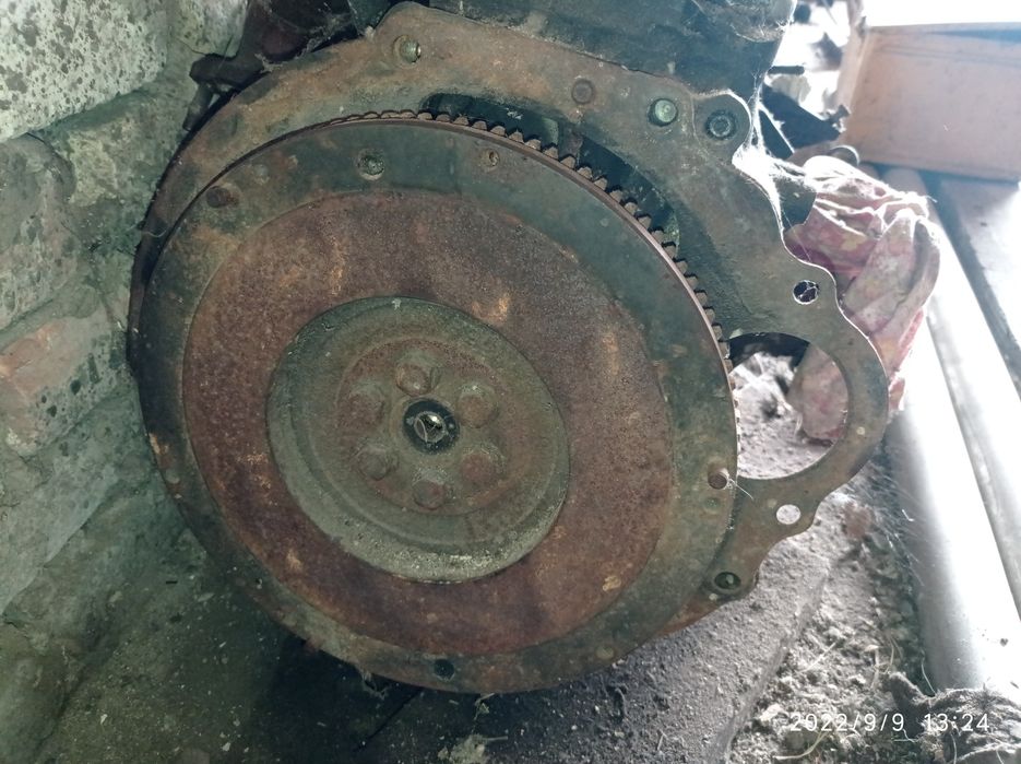 Двигатель дайхатсу роки 3Y 2.0, взаимо заменяем с 1Y,  2Y , таун айс