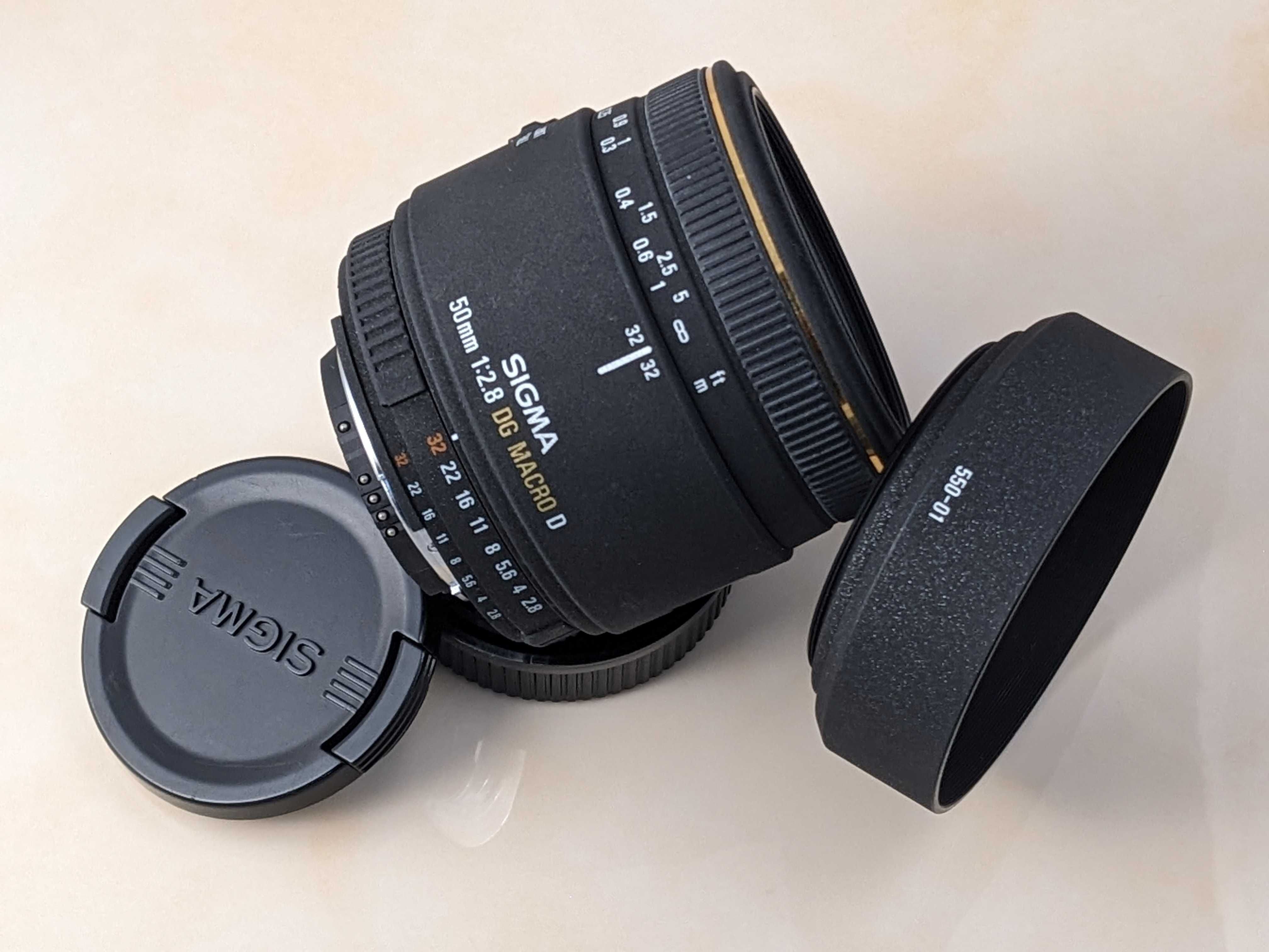 Объектив макро для Nikon Sigma 50mm 1:2.8 DG Macro D EX (Micro Nikkor)