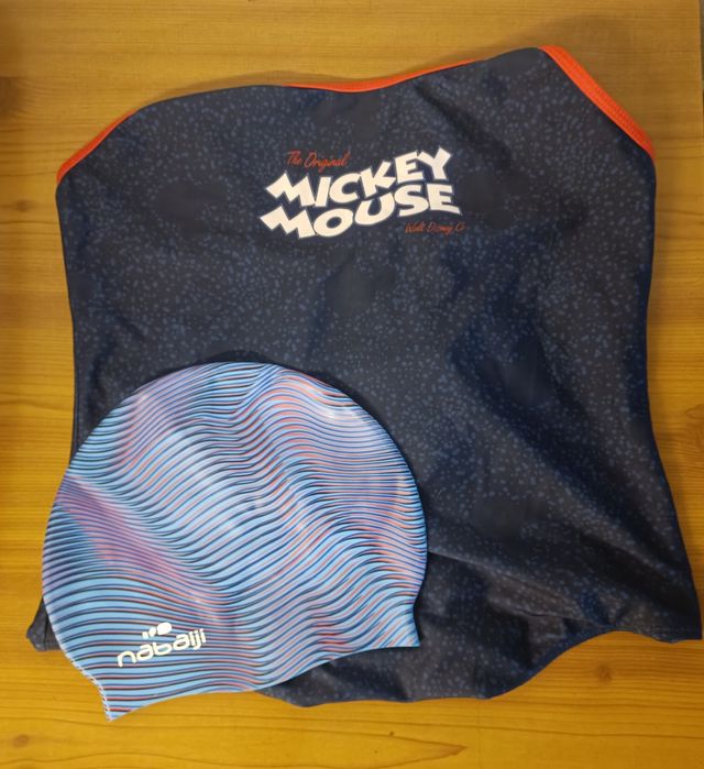 Fato de banho e touca