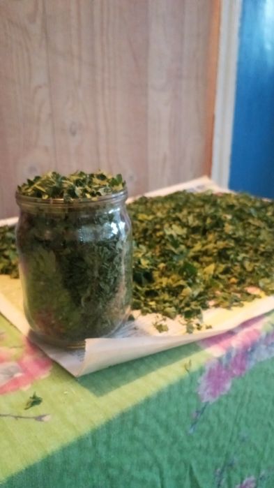 Продам петрушку сушену