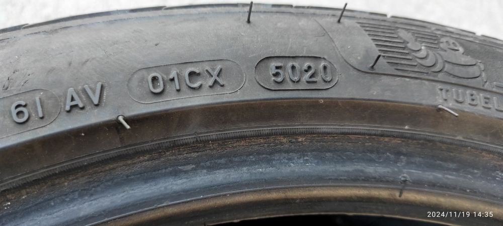 Резина зимова Michelin Pilot Alpin 5 235/45/19