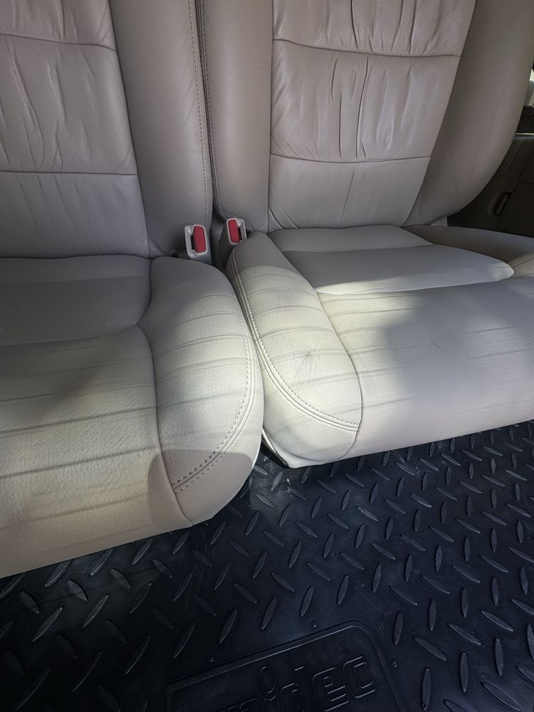 Сиденья Lexus LX
