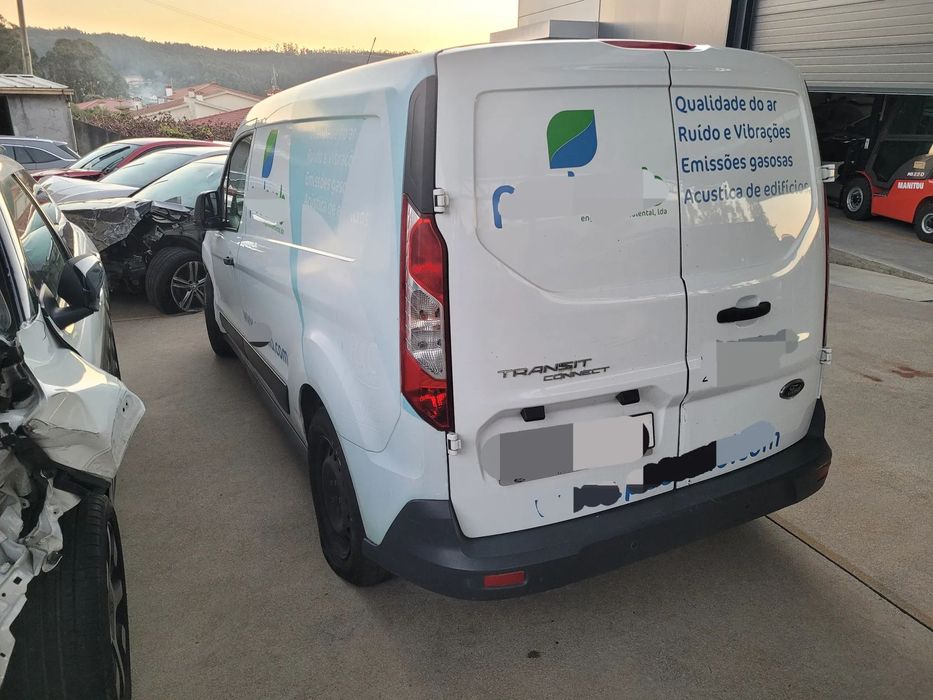 Ford Transit Connect 2017 para peças