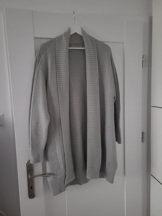Nowy sweter bawełniany