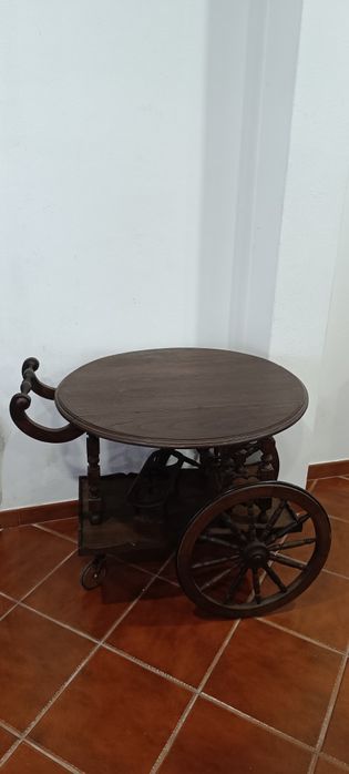 Carrinho bar em madeira