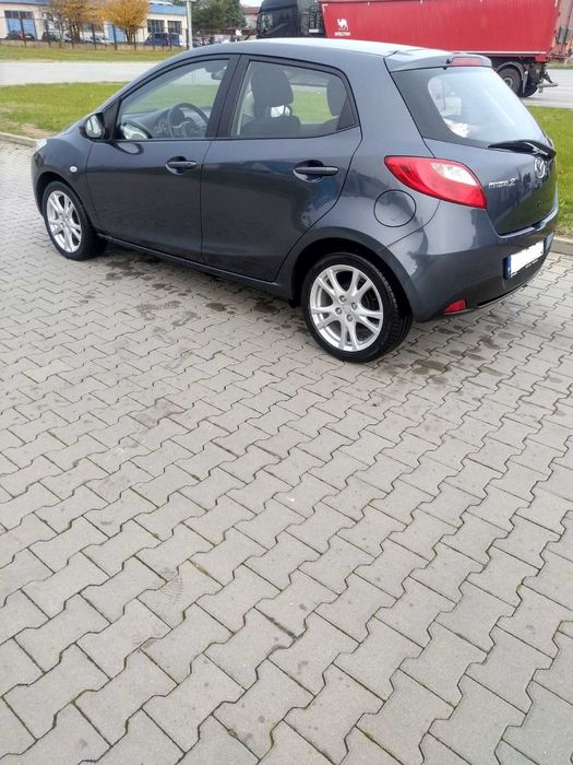 Samochód Mazda 2 1.4 MZ-CD Exclusive