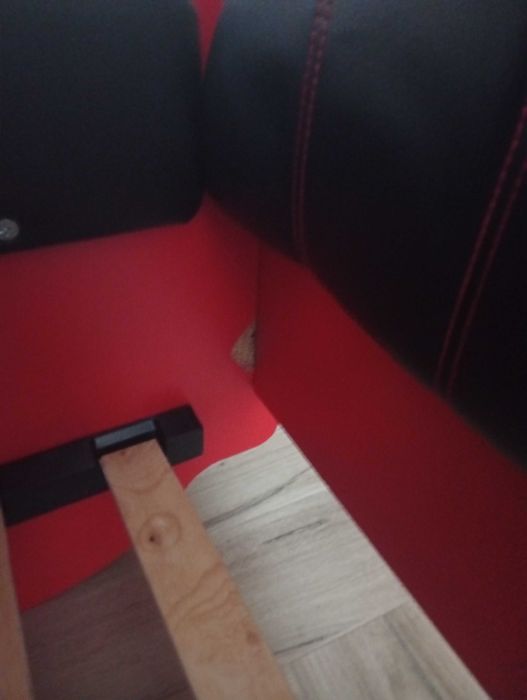 Łóżko auto z materacem